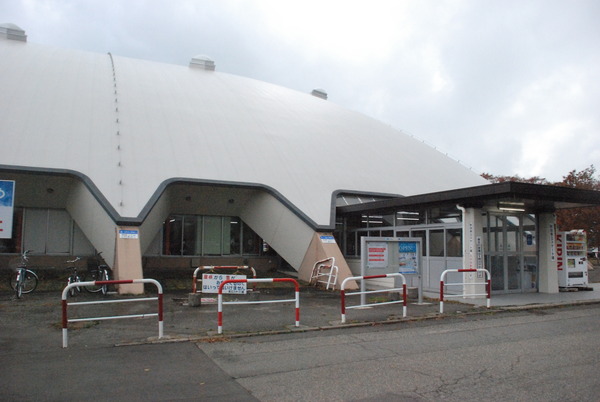 秋田県立スケート場 (1)