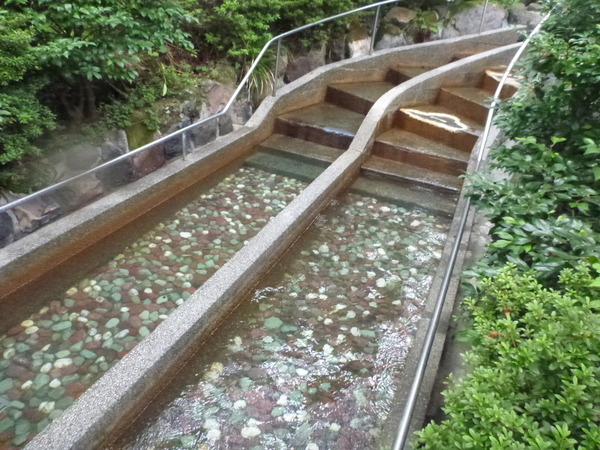 ユネッサン (52)