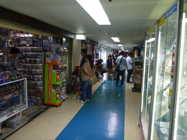 中野ブロードウェイ (5)