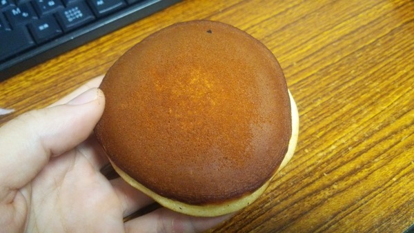 味噌バターカレー牛乳どら焼き (4)